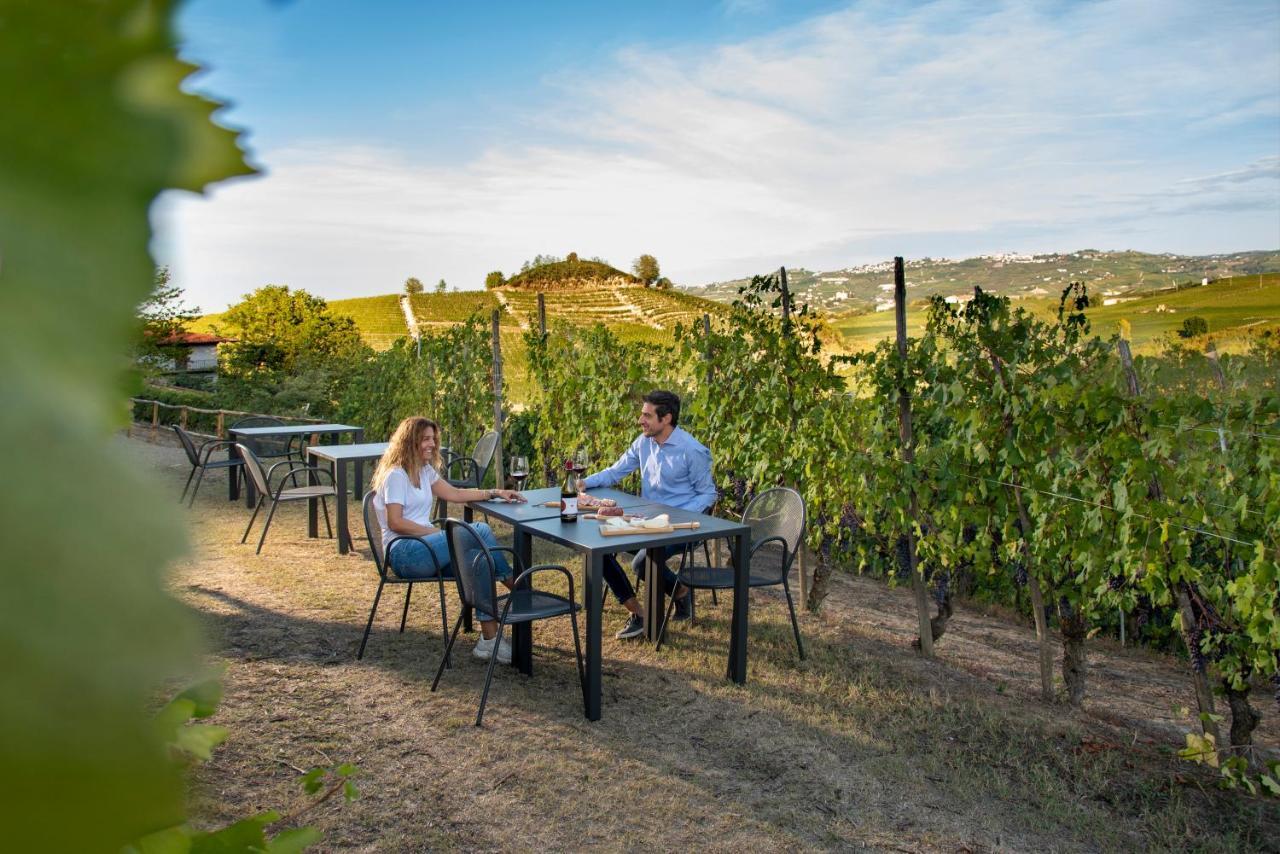 Borgo Roggeri - Country House Nelle Langhe La Morra Zewnętrze zdjęcie