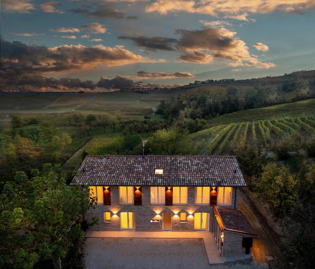 Borgo Roggeri - Country House Nelle Langhe La Morra Zewnętrze zdjęcie